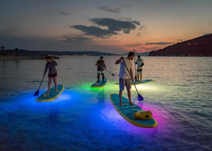 Bright & Modern 2bd In Stobrec, Free Parking * Split